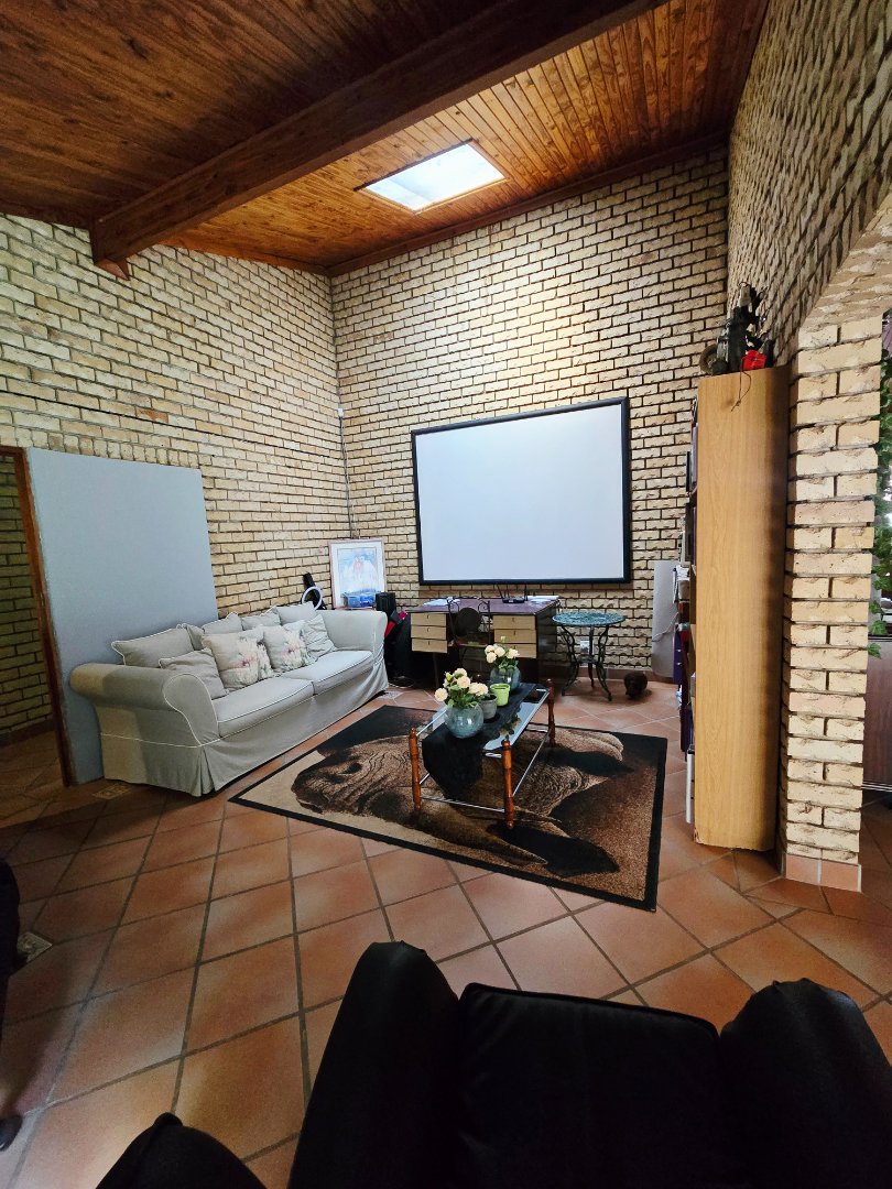 4 Bedroom Property for Sale in Flamwood North West